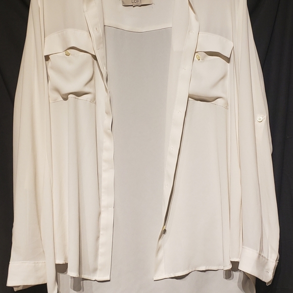 Loft 100% polyester button down blouse. - Picture 2 of 9